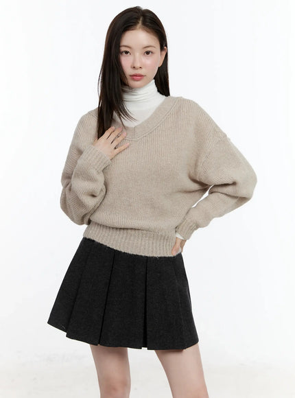 reversible-classic-v-neck-cardigan-id511 / Beige