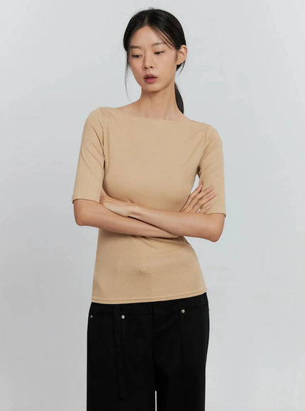 classic-boat-neck-top-is516 / Beige