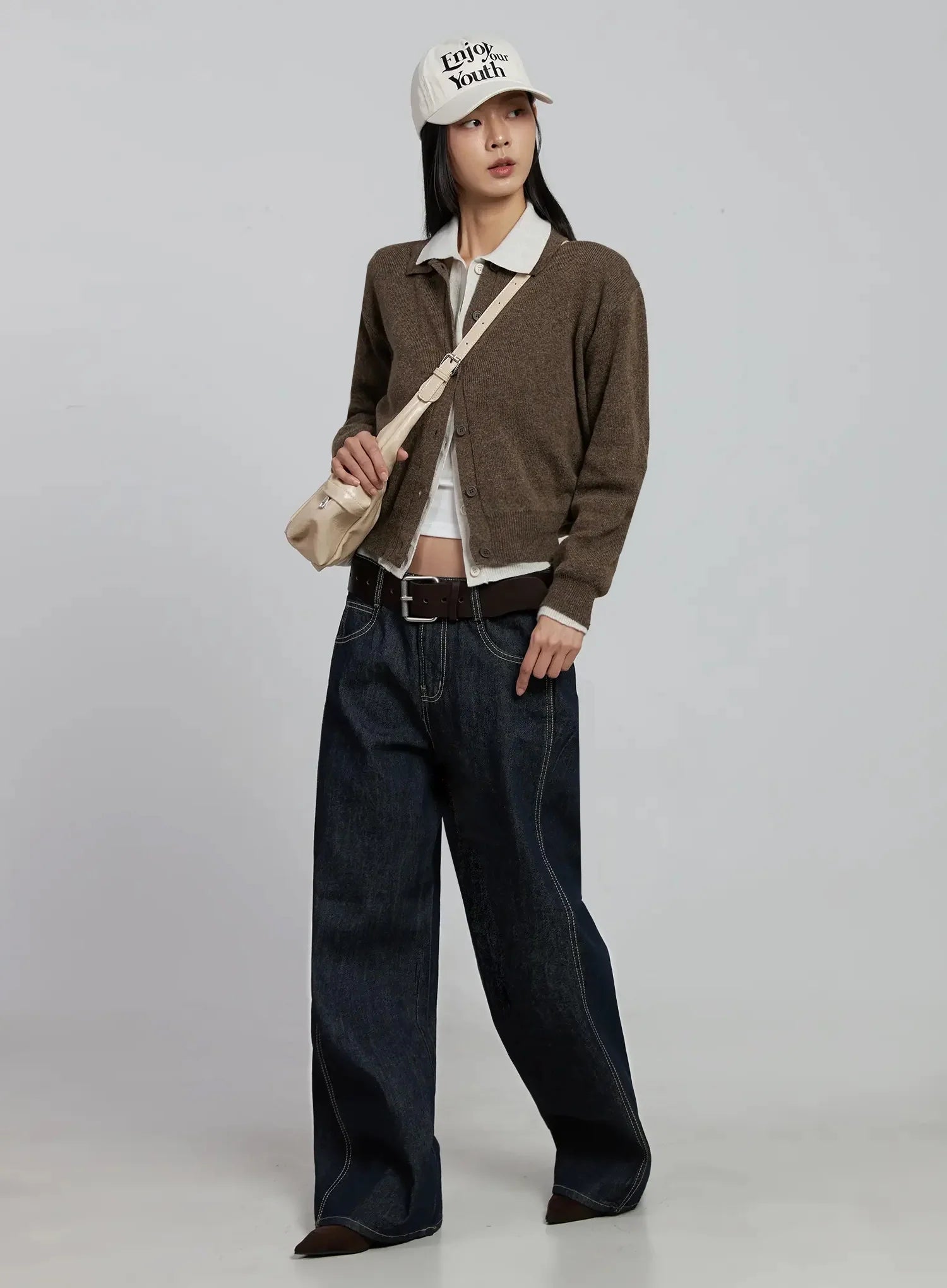 classic-collar-knit-cardigan-im520 / Brown