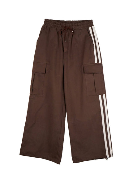 wide-fit-cargo-pocket-pants-in427 / Brown