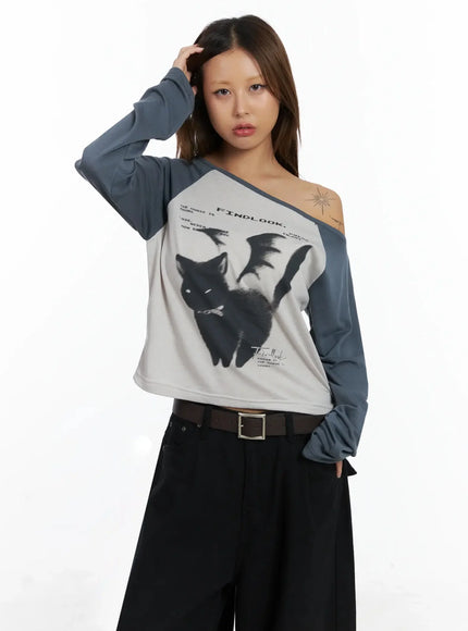 Contrasting Graphic One-Shoulder Top IN528