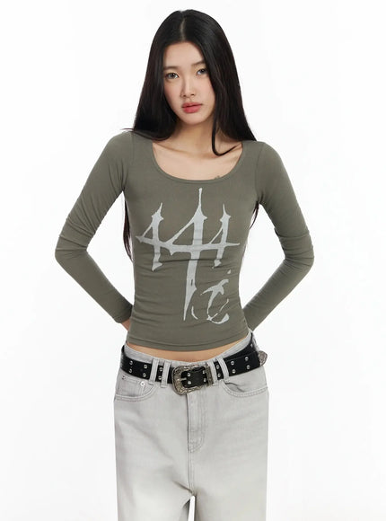 graphic-print-slim-long-sleeve-tee-ia508 / Dark green