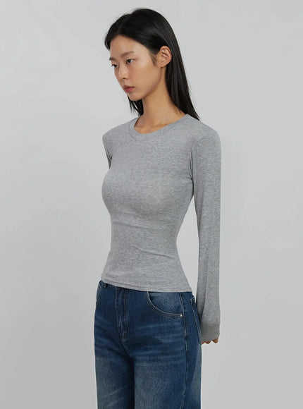 slim-round-long-sleeve-top-ij508 / Gray