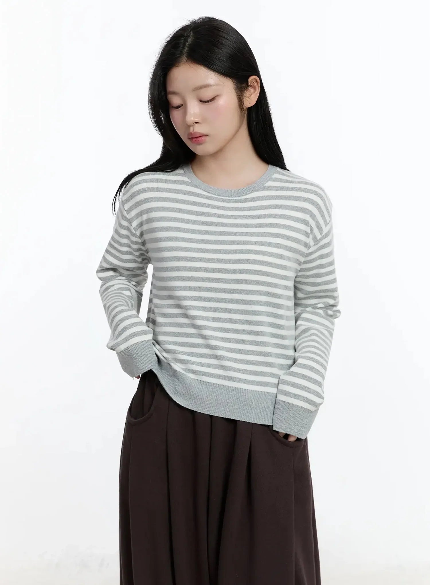 Striped Round Neck Knit Top IM519
