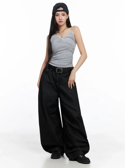 sleeveless-ruched-lace-cami-is525 / Gray