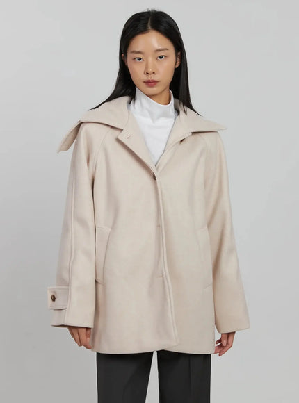 oversized-high-collar-short-coat-ij508 / Light beige