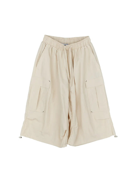 mens-nylon-cargo-bermuda-shorts-ig512 / Light beige