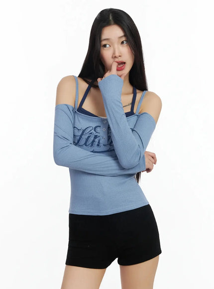 off-shoulder-graphic-layered-tee-ia508 / Light blue