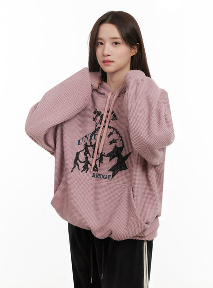 Cozy Waffle-Knit Graphic Hoodie IJ510