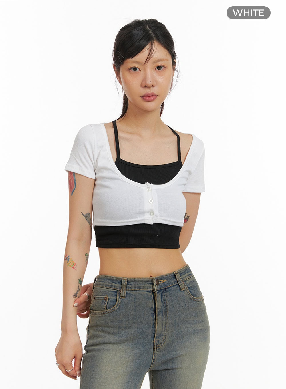 buttoned-u-neck-crop-top-iy410 / White