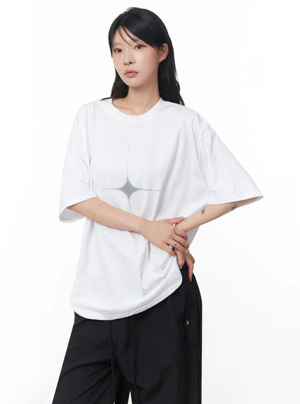 cosmic-graphic-tee-ic503 / White