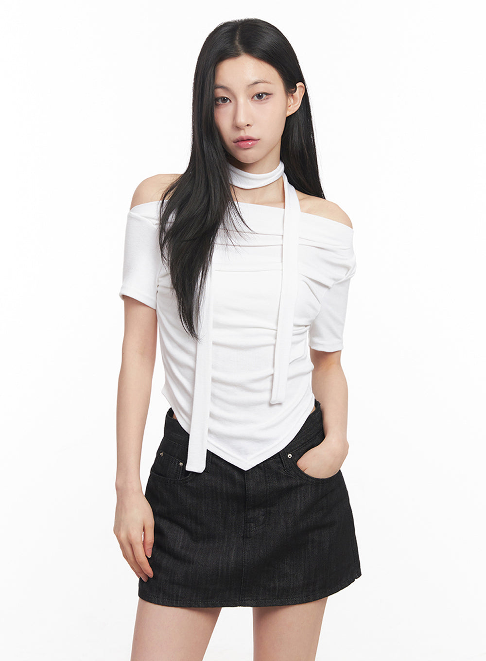 off-shoulder-crop-tee-scarf-set-iy516 / White