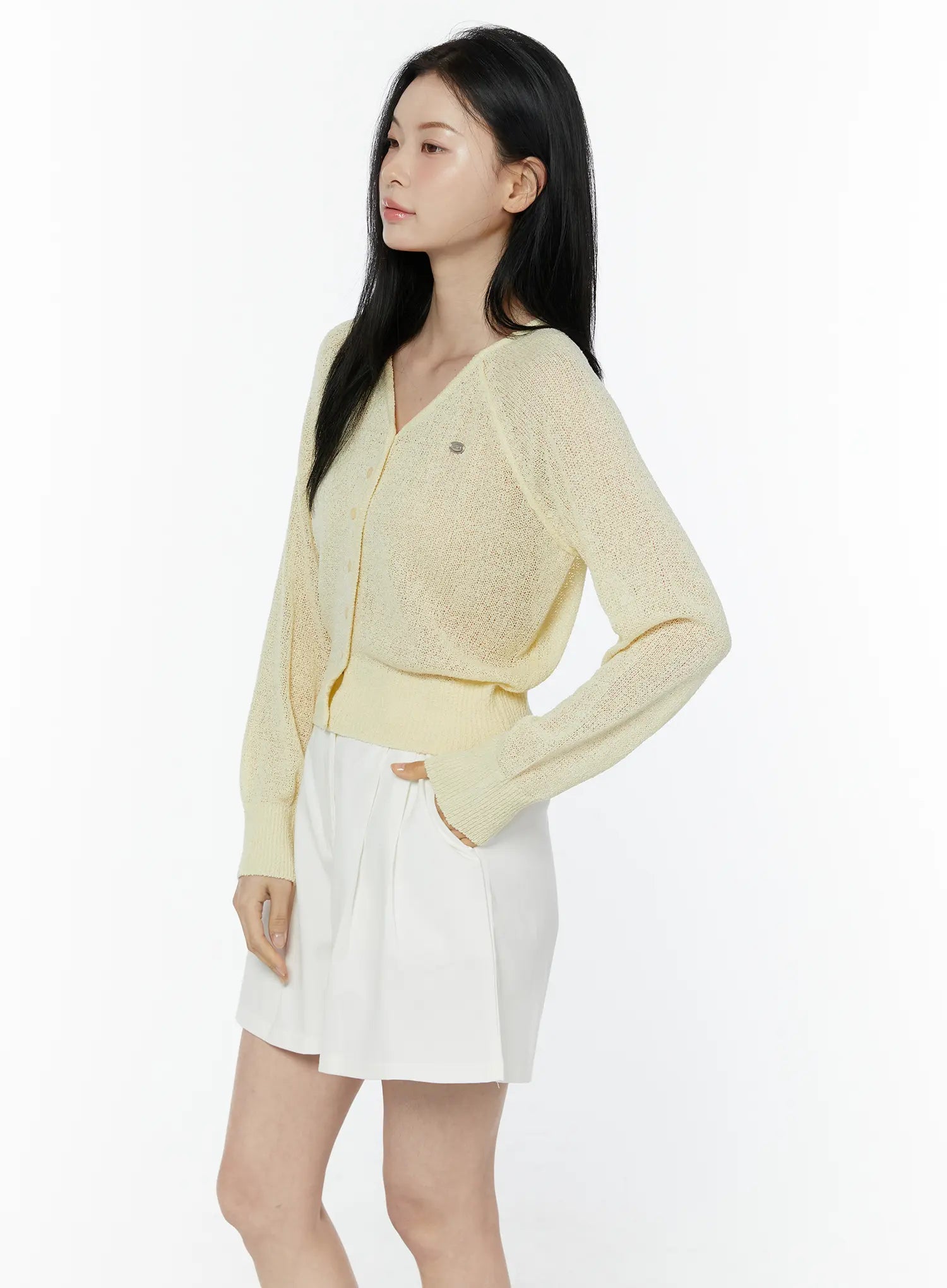 v-neck-cropped-cardigan-iu505