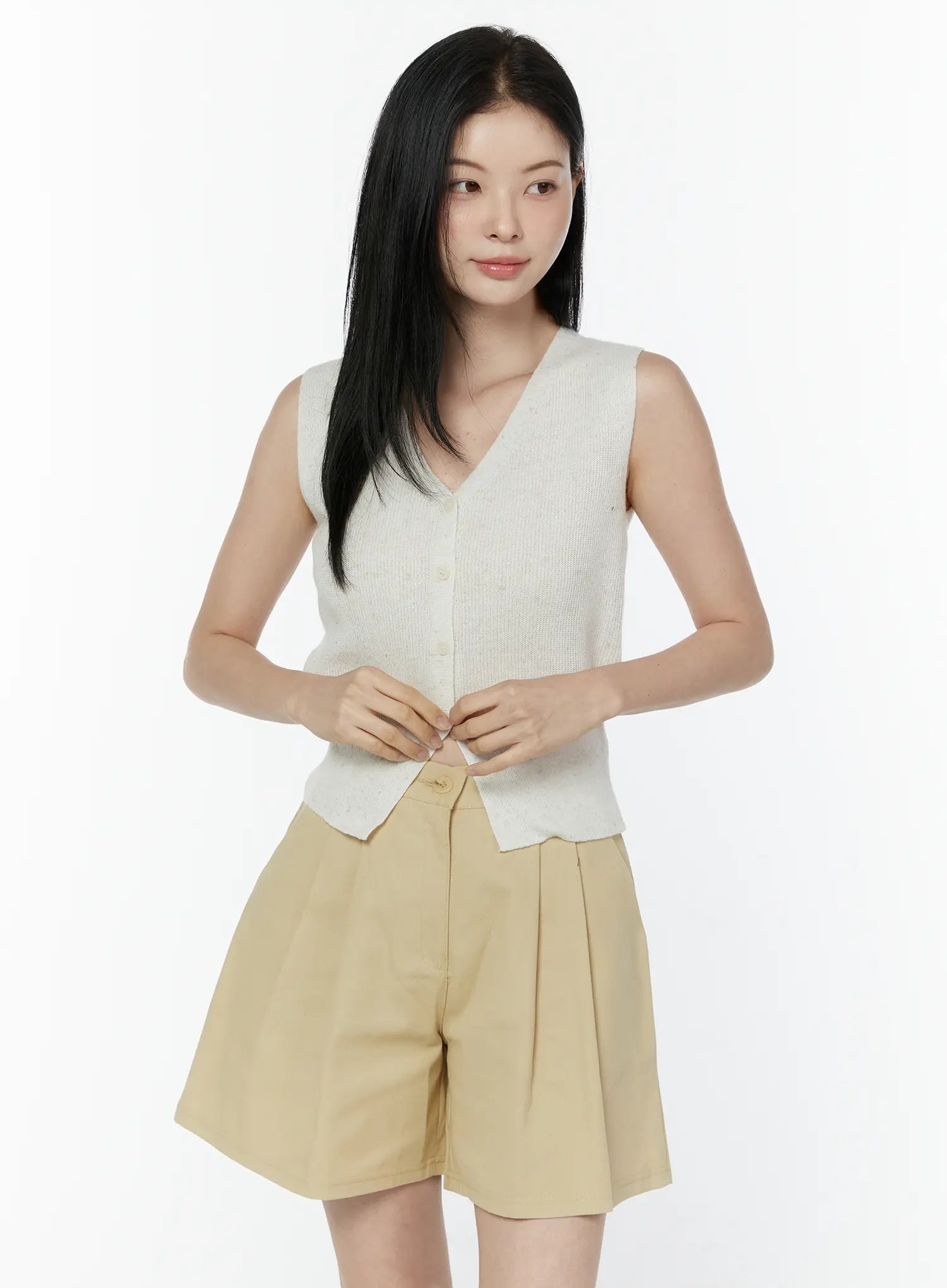 v-neck-ribbed-knit-vest-iu505