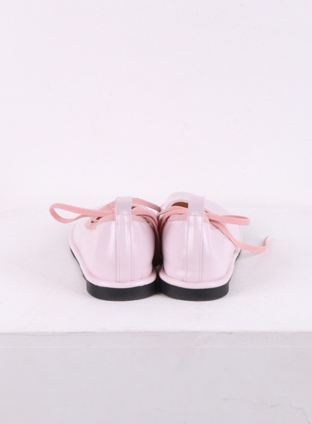 tie-leg-ballet-flats-ij430