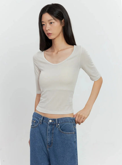 basic-3-4-sleeve-top-il528 / Beige