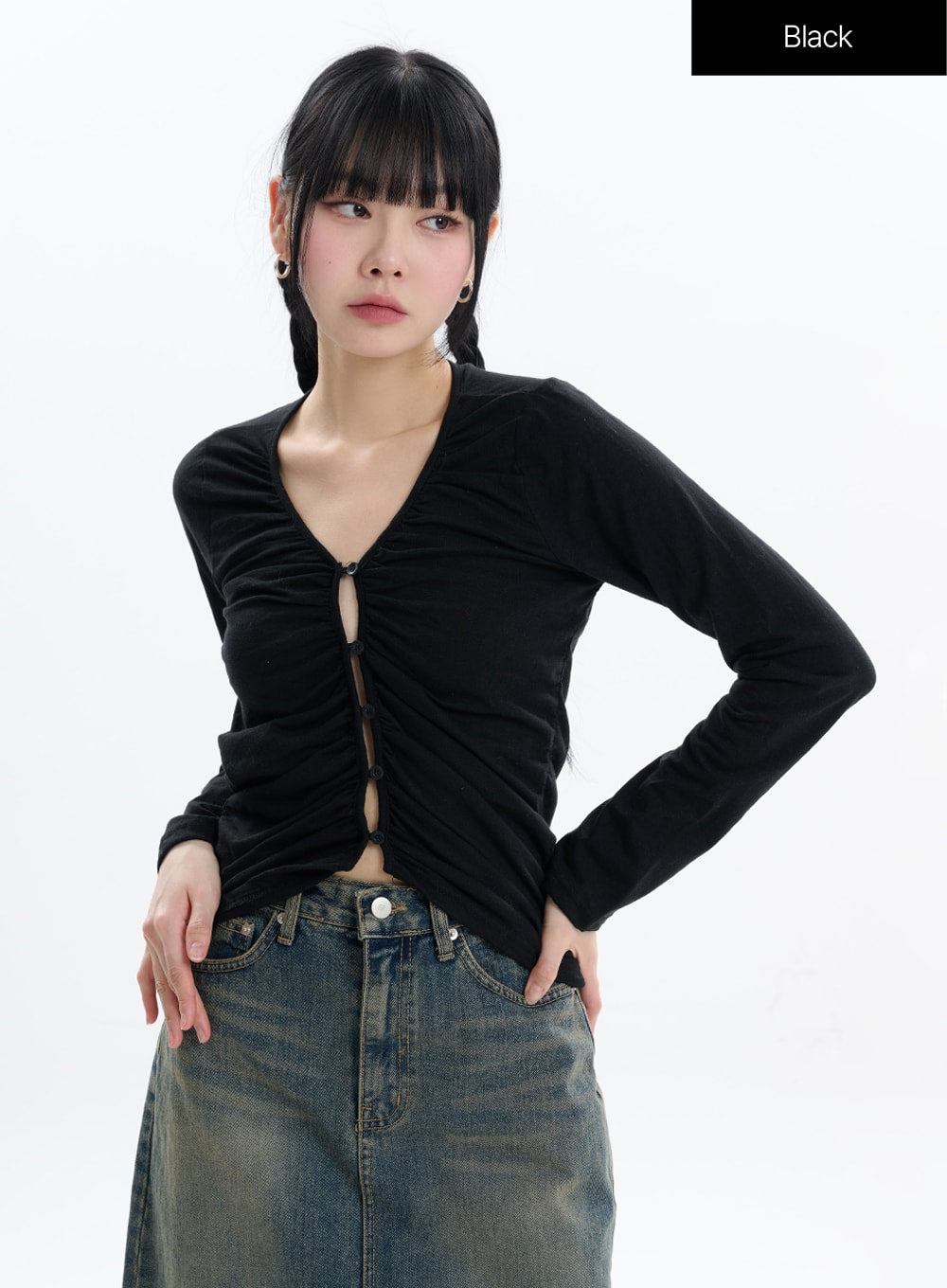 ruched-button-crop-long-sleeve-if413 / Black