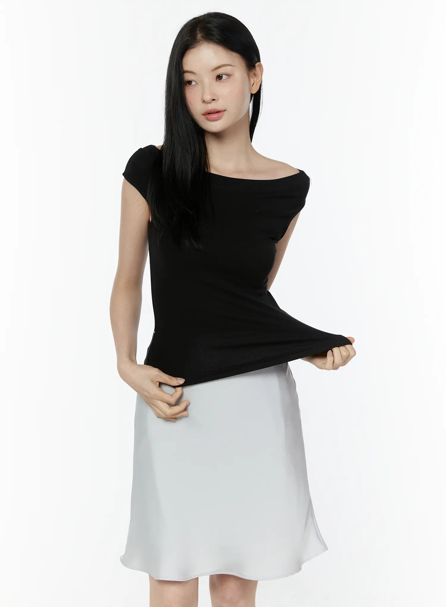 boat-neck-short-sleeve-top-iu505 / Black