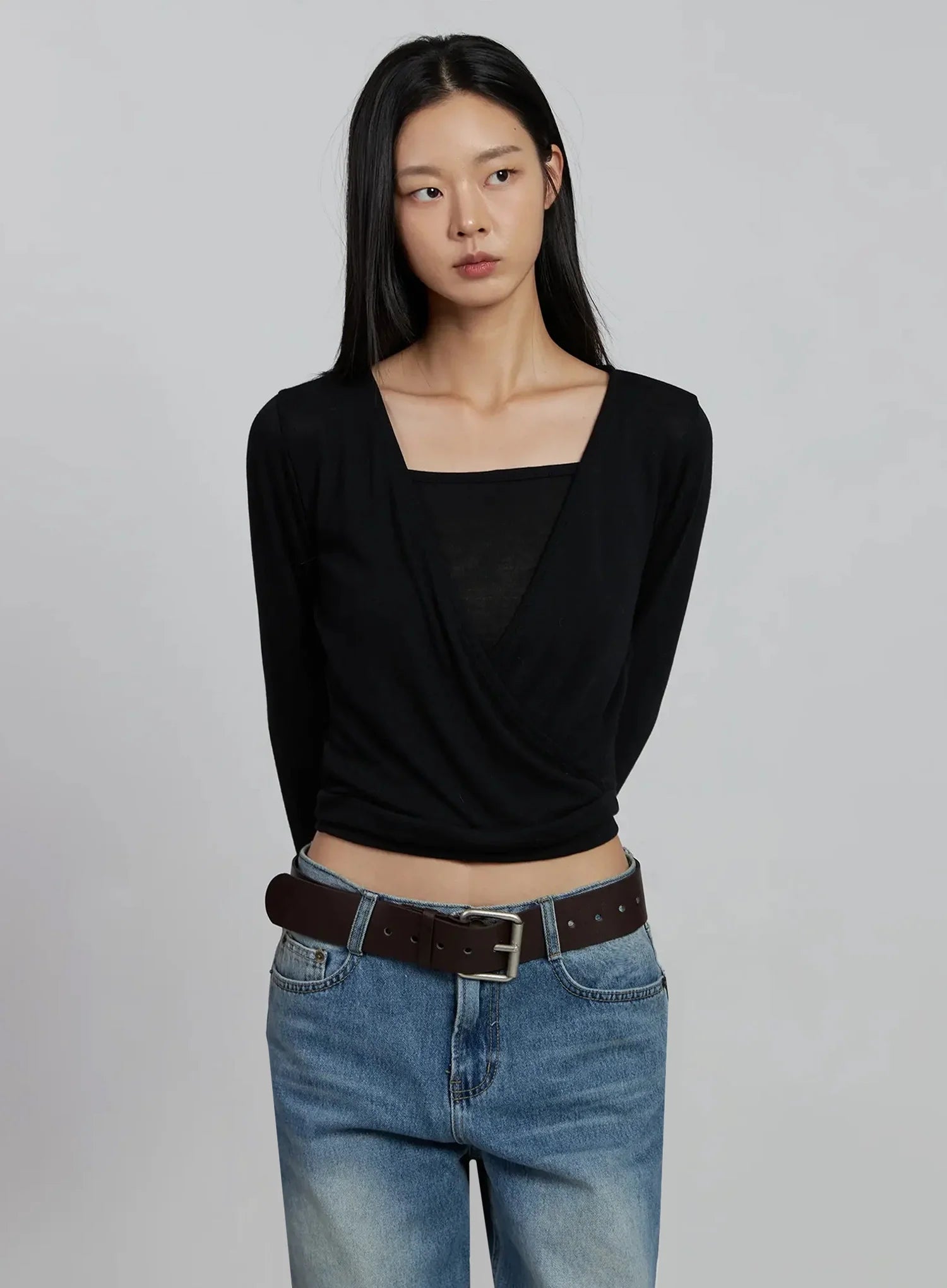 casual-wrap-v-neck-top-set-im520 / Black