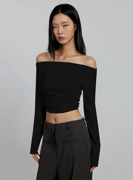 ruched-off-shoulder-crop-top-im520 / Black