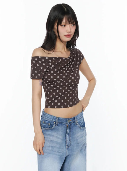 polka-dot-off-shoulder-crop-top-iy525 / Brown
