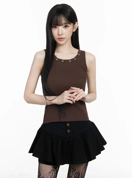 eyelet-detail-sleeveless-top-iy511 / Brown