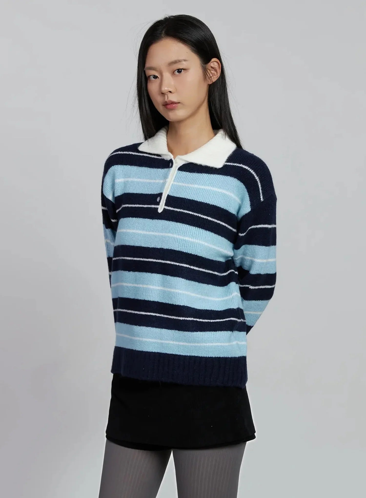 buttoned-collar-striped-knit-sweater-im520 / Dark blue