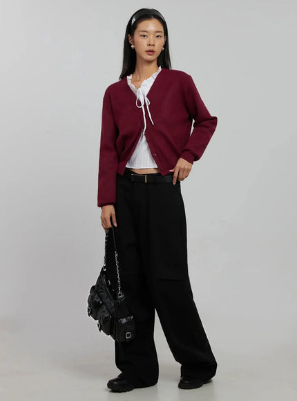 classic-v-neck-cardigan-ij508 / Dark red