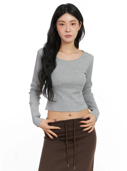 u-neck-crop-long-sleeve-top-in528 / Gray