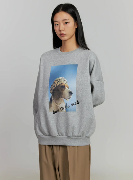 graphic-fleece-sweatshirt-ij505 / Gray