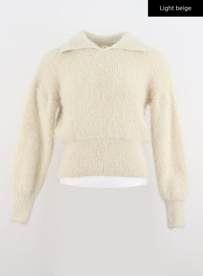 fuzzy-knit-collar-sweater-io320 / Light beige
