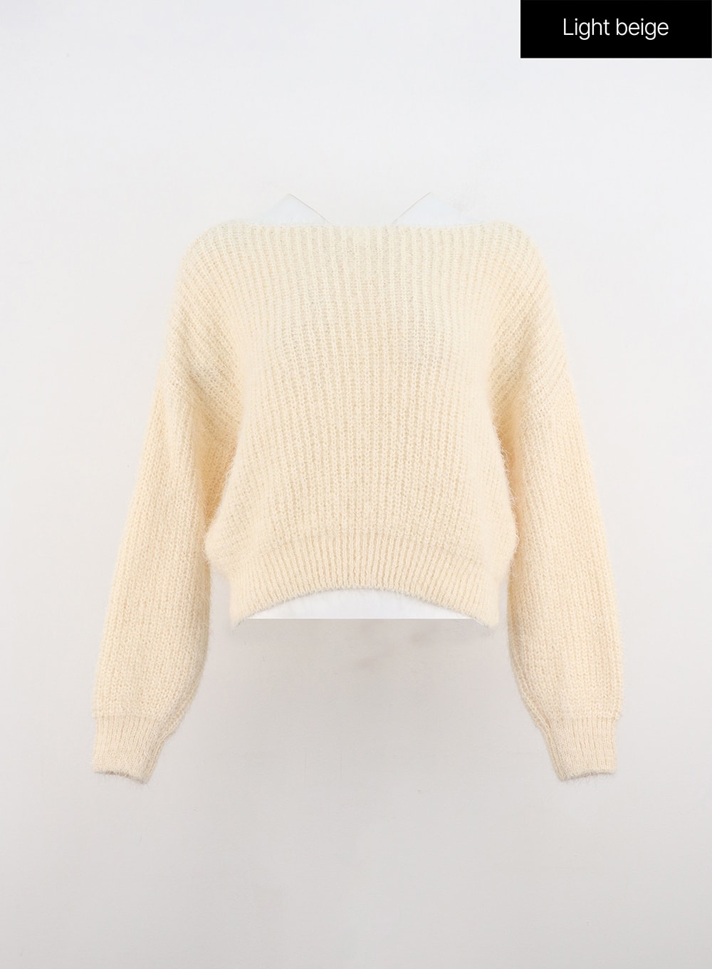 wide-neck-fuzzy-sweater-io320 / Light beige