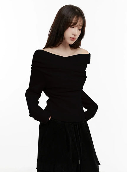 fleece-off-shoulder-long-sleeve-top-ij521 / Black