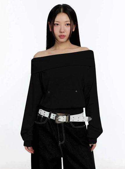 off-shoulder-hooded-sweatshirt-im513 / Black