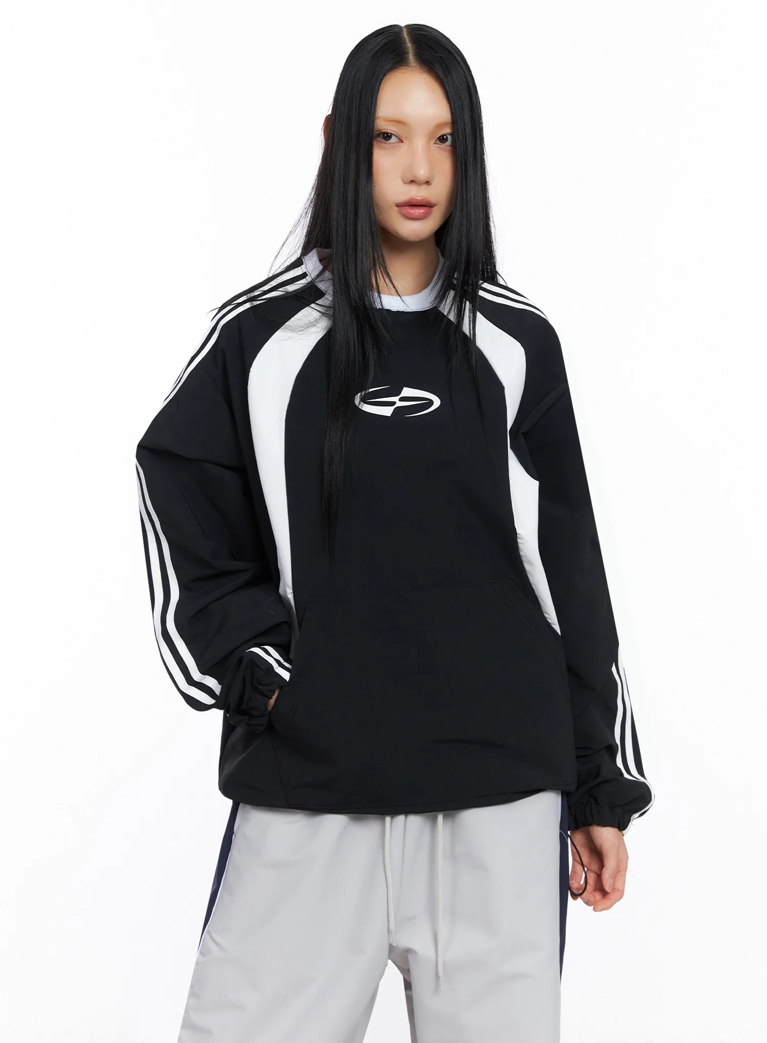 two-tone-raglan-sweatshirt-co516 / Black