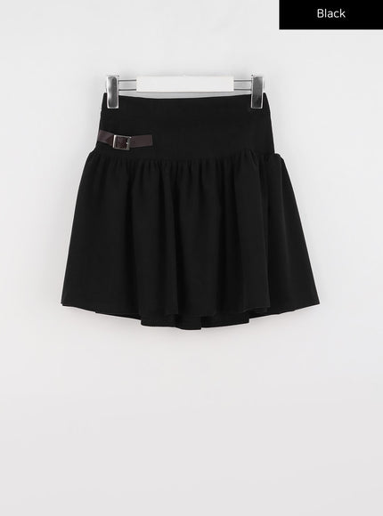 pleated-corduroy-skirt-with-buckle-io324 / Black