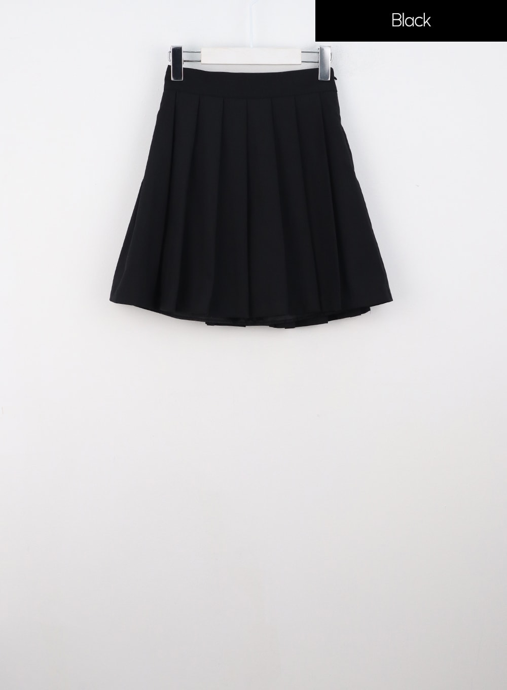 vest-and-mini-skirt-set-is322