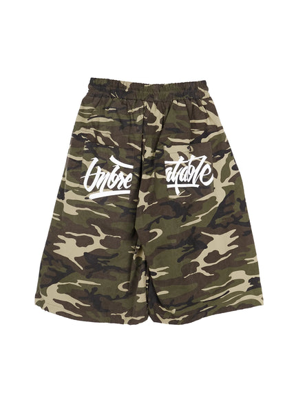 mens-camo-bermuda-shorts-iy514