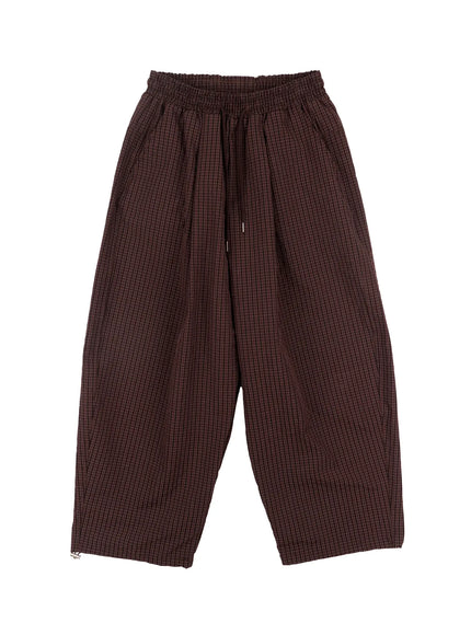 mens-mini-check-pattern-pin-tuck-wide-parachute-pants-if511 / Brown