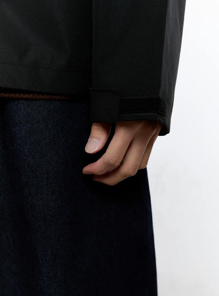 mens-lightweight-windbreaker-jacket-is530