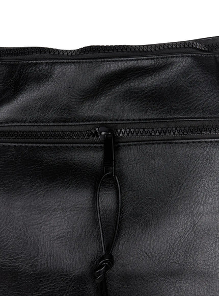 crescent-crossbody-io528