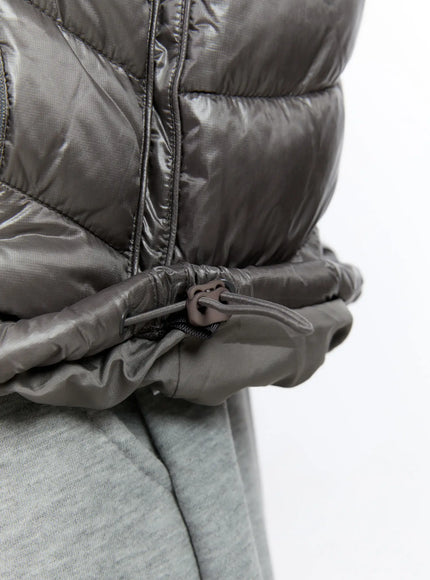 mens-lightweight-hooded-puffer-jacket-in528