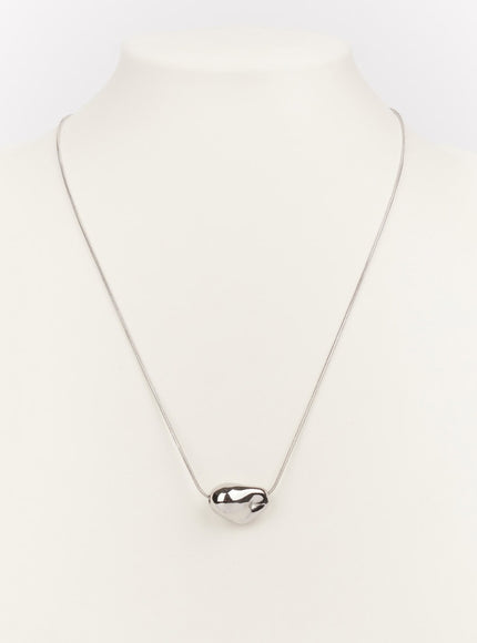 artemis-sculpture-necklace-im531 / Silver