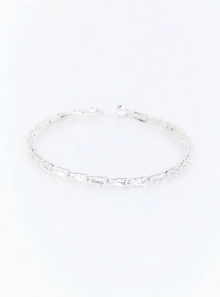 dorian-earring-iu503