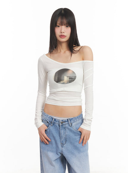 one-shoulder-graphic-cropped-long-sleeve-top-ca523