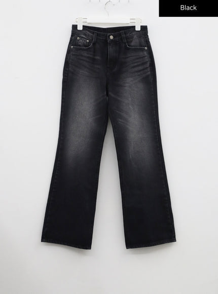 Mid-Rise Bootcut Jeans CF327