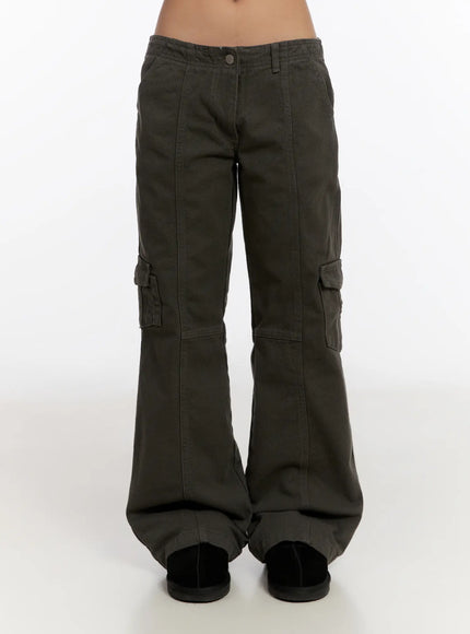 vintage-bootcut-cargo-pants-cn527