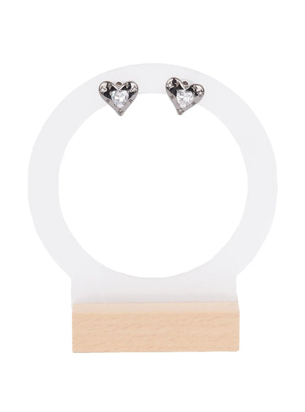 white-heart-earrings-cj523