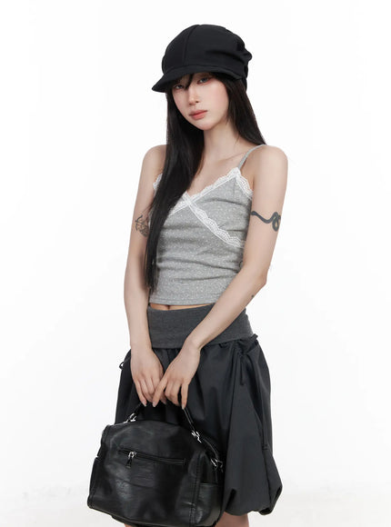 lace-trim-polka-dot-crop-sleeveless-top-cf523