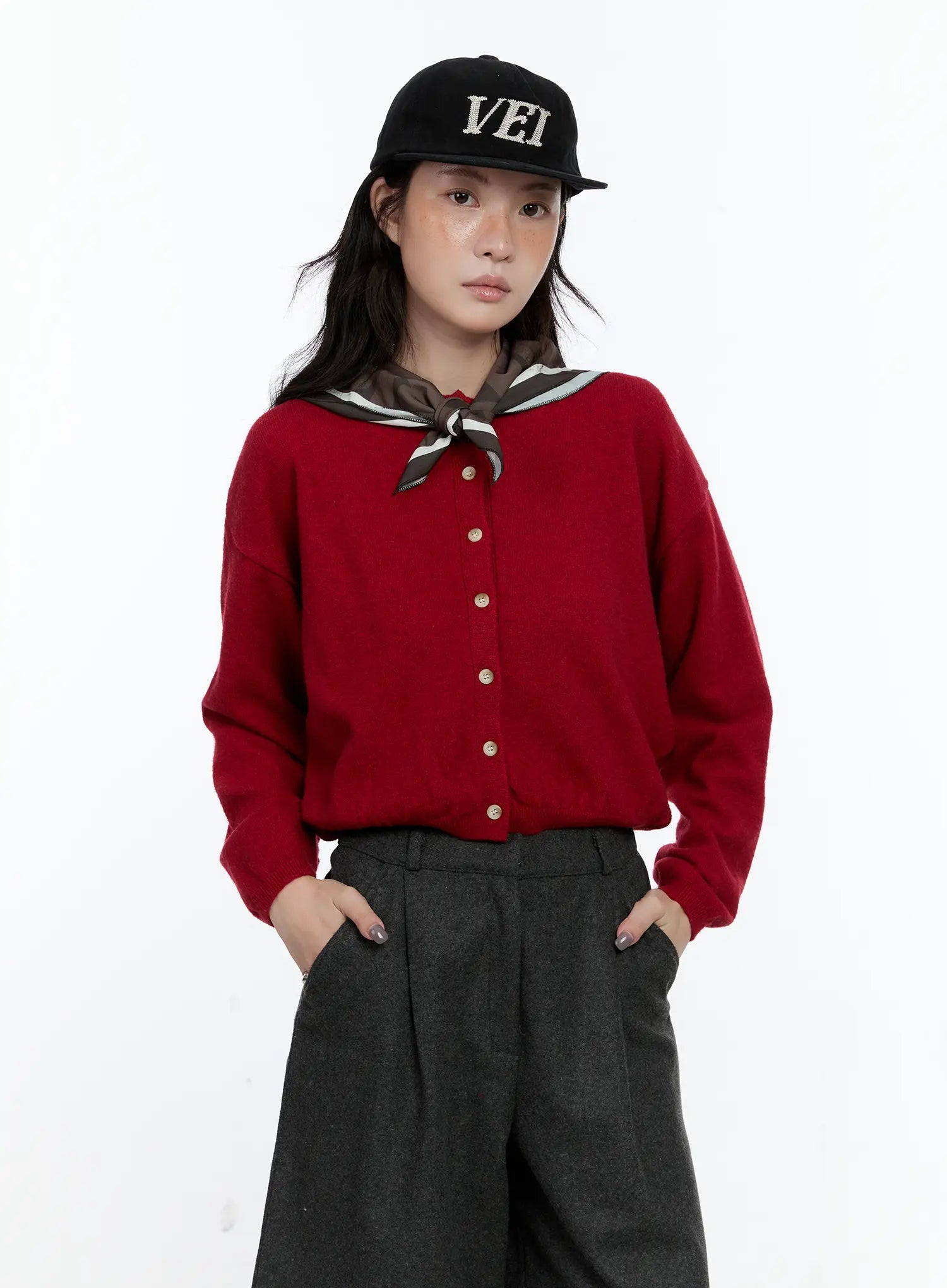 classic-round-neck-cardigan-cn517